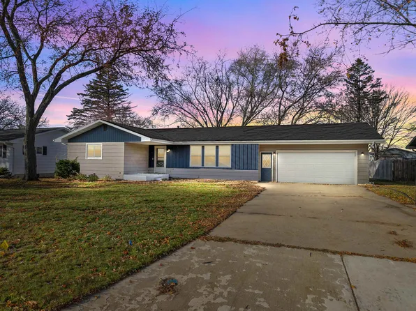 317 Center St, Berlin, WI 54923