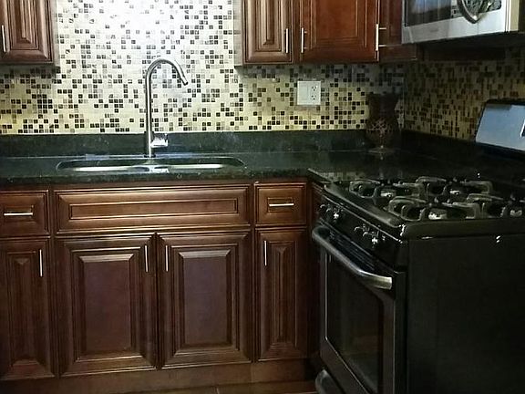 2nd image of 4128 W Byron St #1