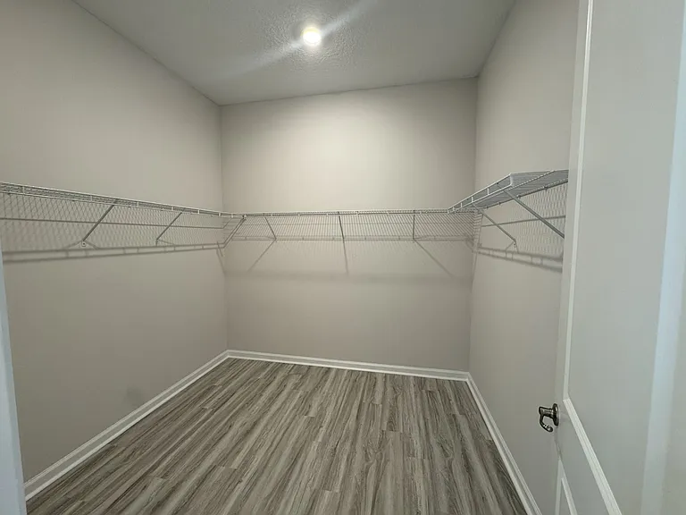 6 Blue Grotto Pl — Photo 27