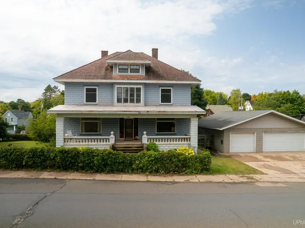 627 N 3rd St, Ishpeming, MI 49849