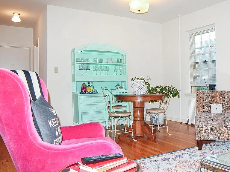 Highland Village Apartments — Photo 4