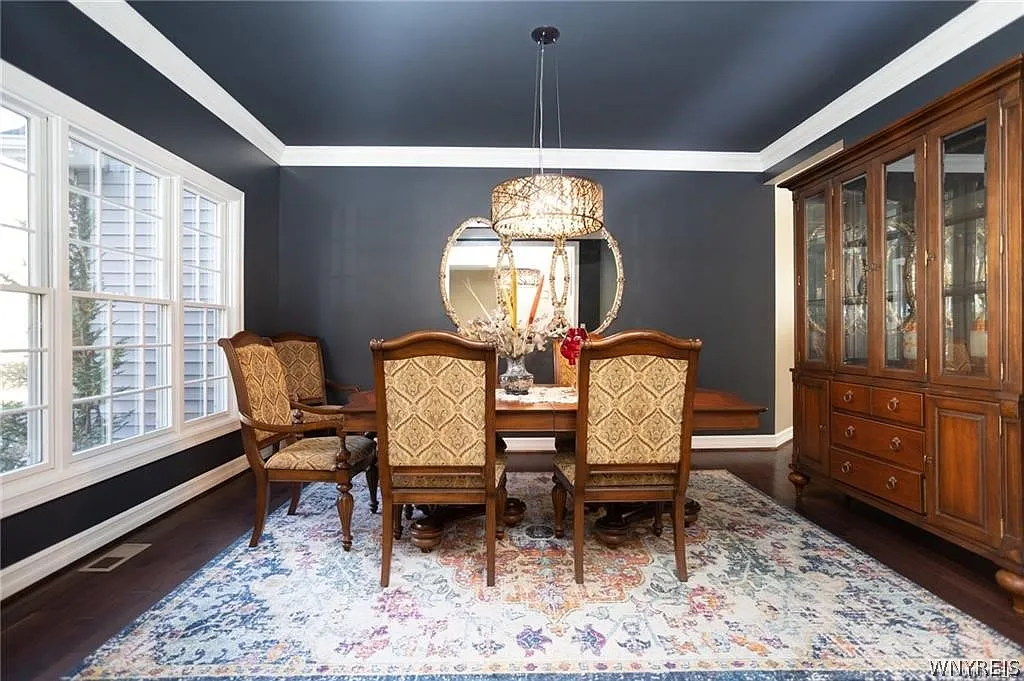 3 bed, 2.5 bath, 3126 sqft, $4,500 — Photo 4