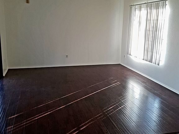 2nd image of 4756 Manzanita St