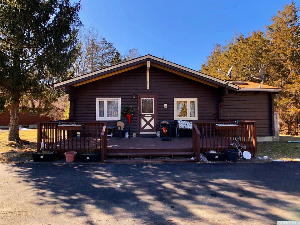 1st image of 8 Sunset Ct #1051