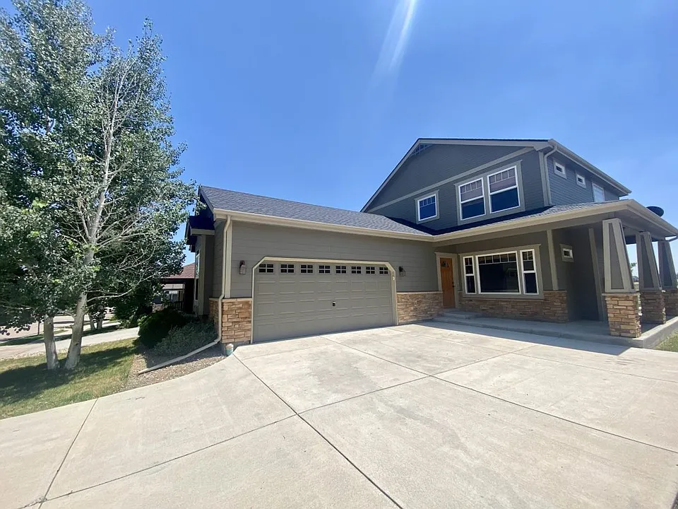 2209 Sunbury Ln