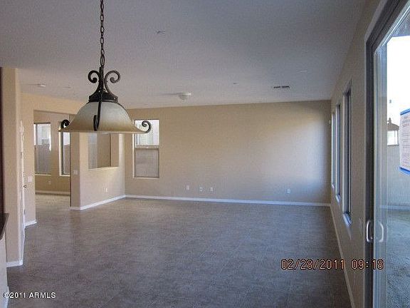 3rd image of 5542 W Cavedale Dr