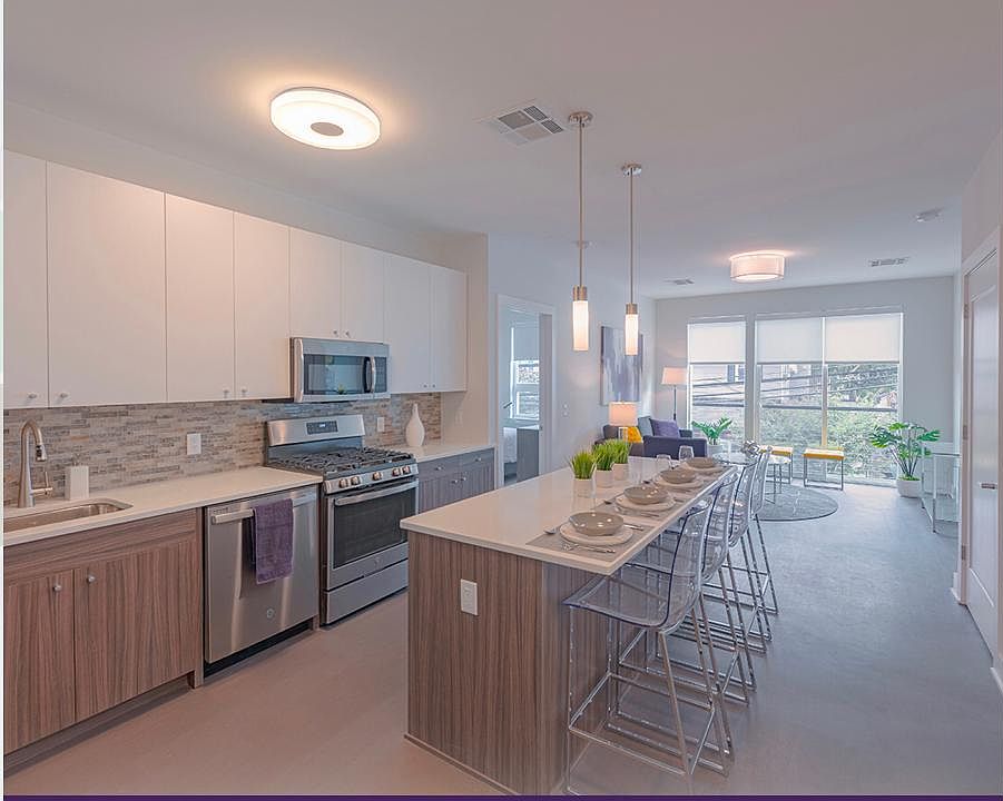 1st image of 21 Davenport St #Szbeegkks