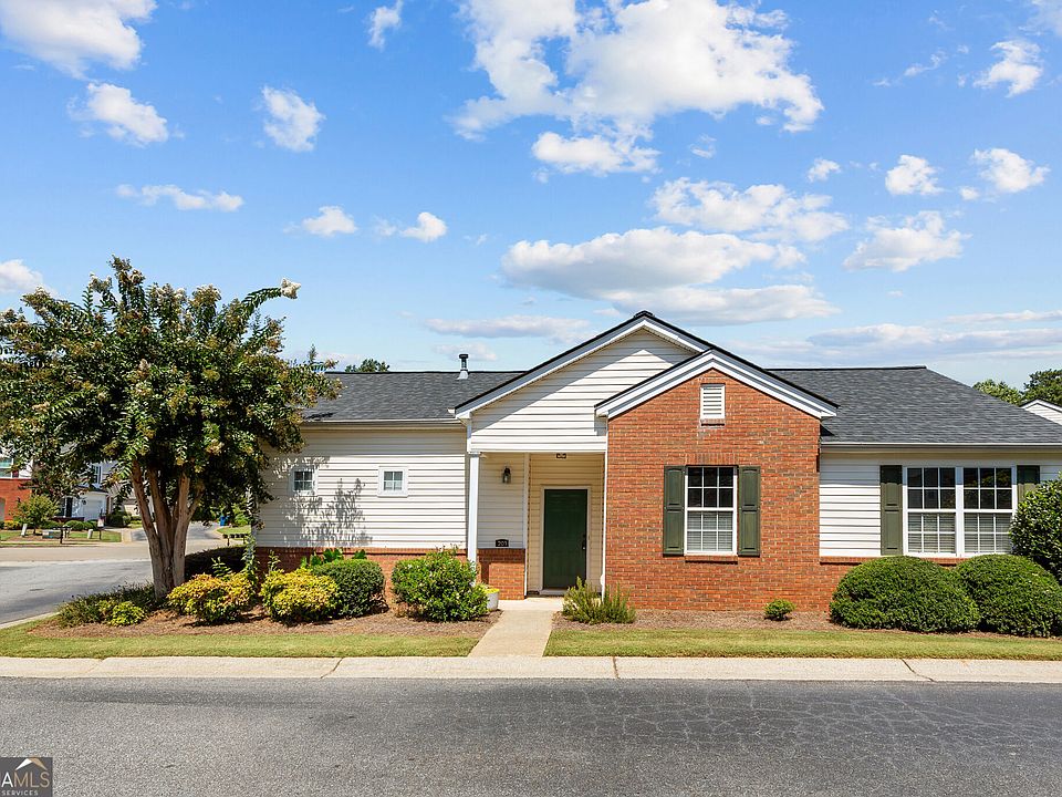 1st image of 201 Harmony Ct