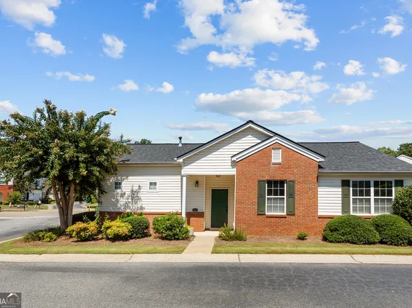 201 Harmony Ct, Milton, GA 30004