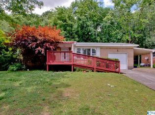 2808 Cora Hill Ave NW, Huntsville, AL 35810