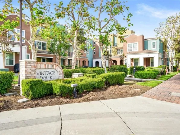 216 W Merlot Dr, Covina, CA 91723