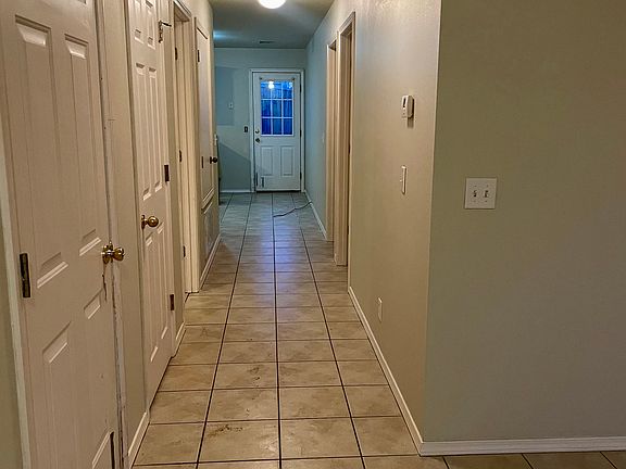 3rd image of 733 Appleridge Dr #1