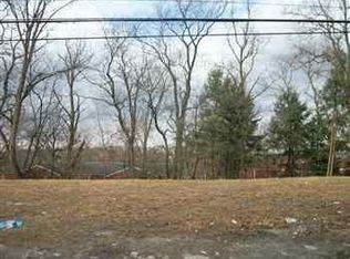 174 Juniper Dr, Coraopolis, PA 15108