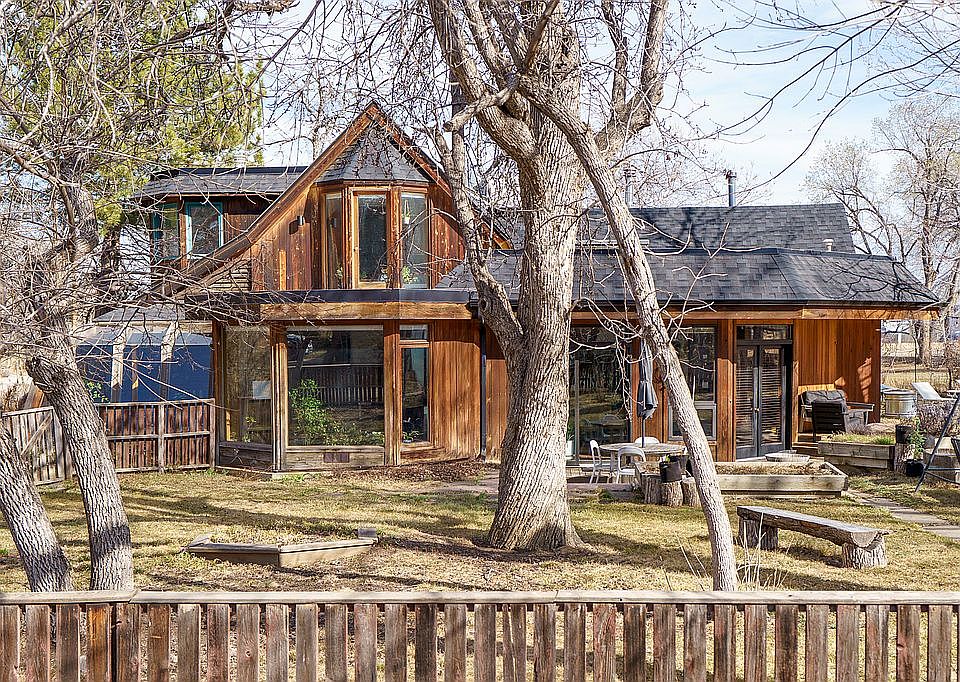 1st image of 1468 Cherryvale Rd