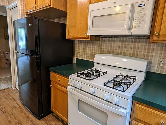 5th image of 20 Scottsdale Pl