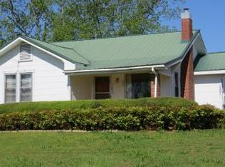 207 Highland Ave, Roanoke, AL 36274