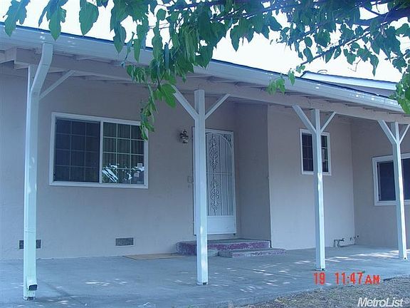3rd image of 3403 E Marsh St
