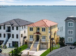 657 Bayview Dr, Toms River, NJ 08753