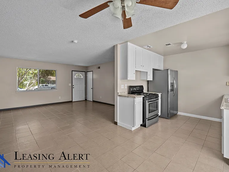 29238 Florabunda Rd — Photo 6