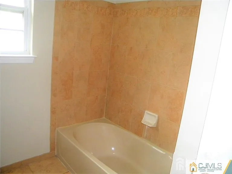 106 Sayreville Blvd S — Photo 19