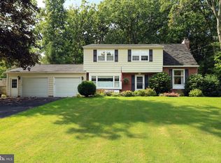 418 Park Ln, State College, PA 16803