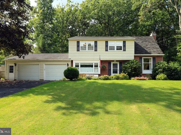 418 Park Ln, State College, PA 16803