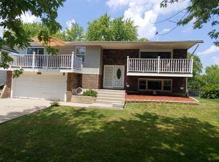 1613 217th St, Sauk Village, IL
