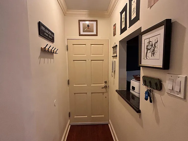 1715 Wallace St #202 — Photo 8