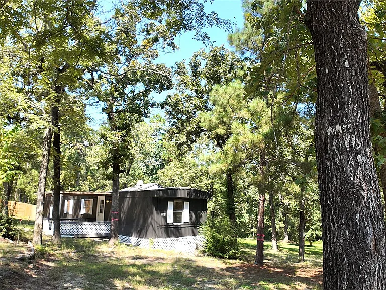 251 Oakdale Dr — Photo 32