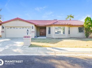 5213 W Mercer Ln, Glendale, AZ 85304