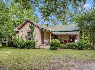 2249 Jackson Lake Rd, Mansfield, GA 30055