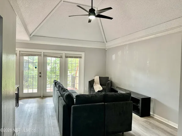 3878 LA MIRADA Drive N #8, Jacksonville, FL 32217