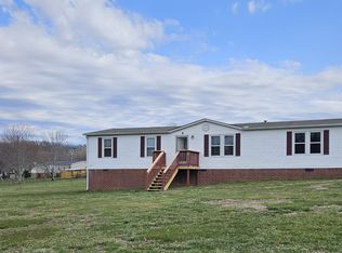 295 Hopewell Rd, Bradyville, TN 37026