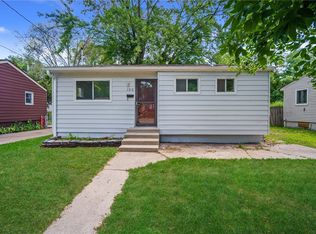 1313 E 28th St, Des Moines, IA 50317