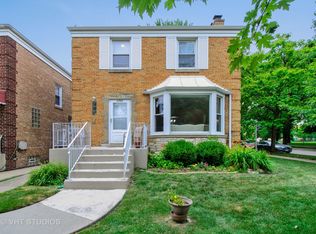 2700 W Chase Ave, Chicago, IL 60645
