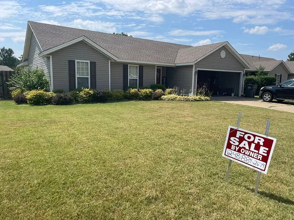 2403 Chastain Dr, Jonesboro, AR 72405