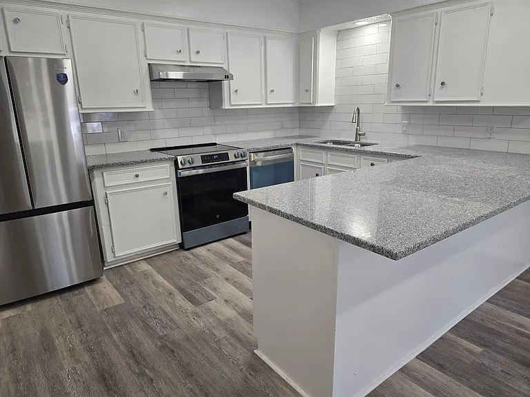 601 County Road 3721 — Photo 17