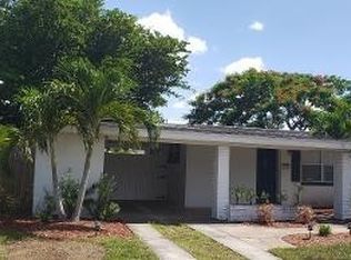 1672 Passaic Ave, Fort Myers, FL 33901