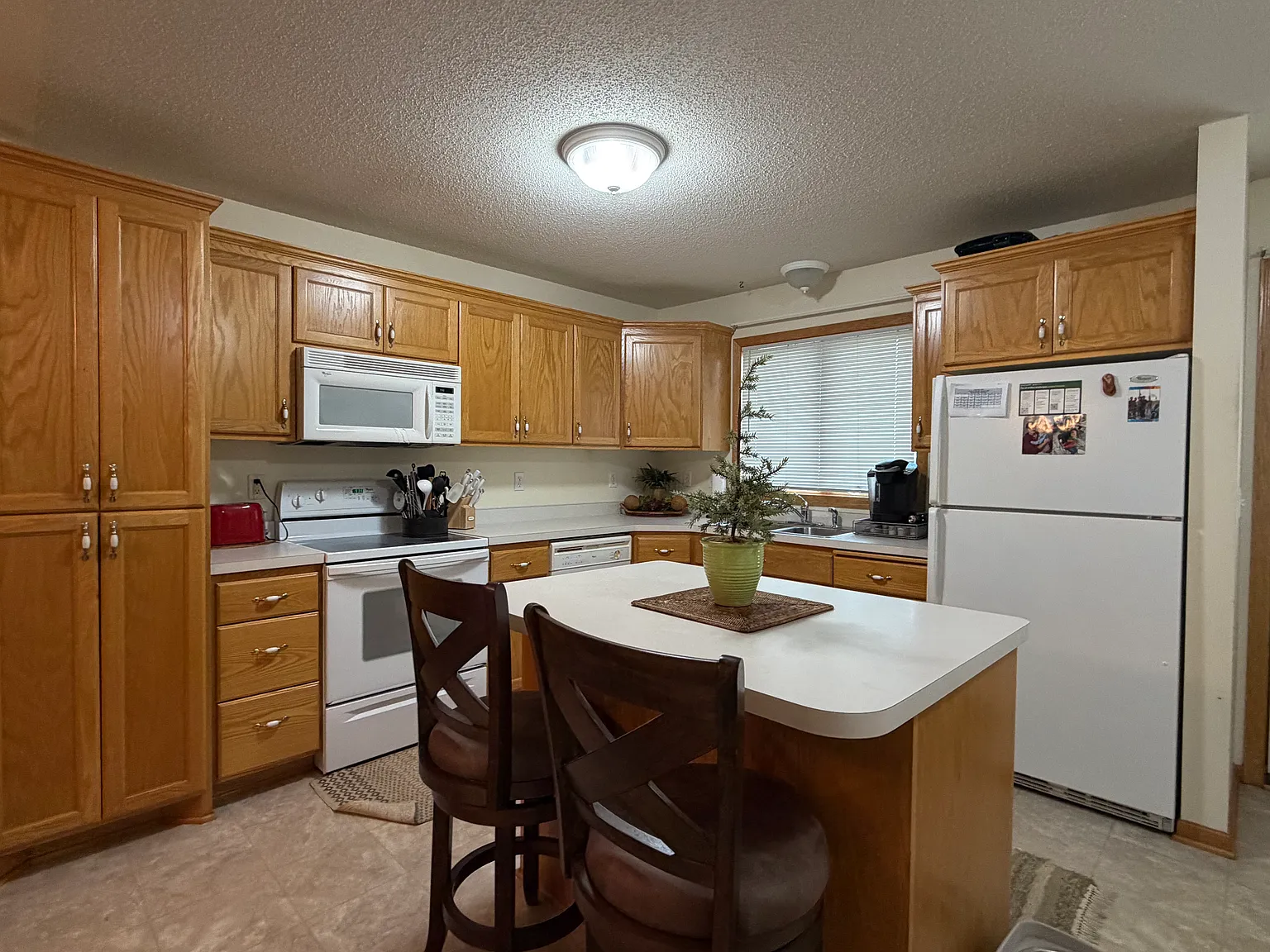 2 bed, 1264 sqft, $1,600 — Photo 4
