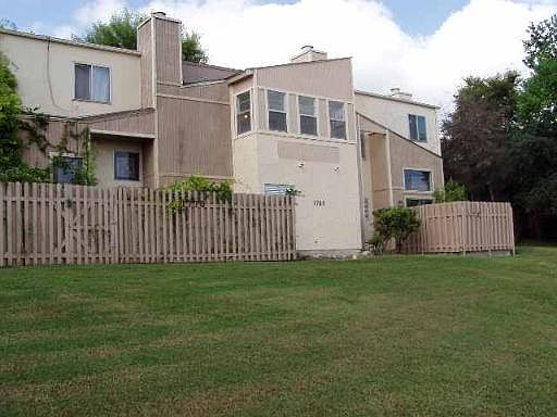 1st image of 1768 THOUSAND OAKS DR #1768