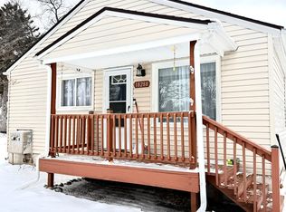 18288 Deering St UNIT 1, Livonia, MI
