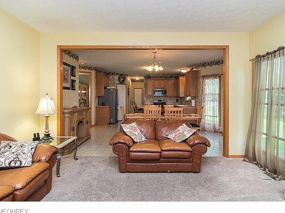 4th image of 1239 Freeport Dr