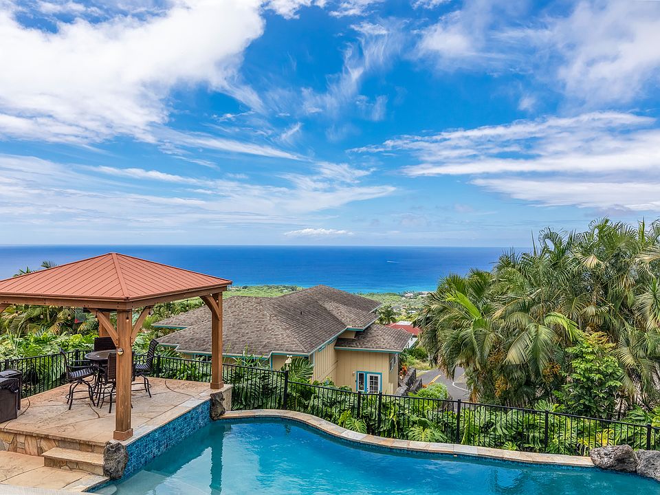 Oasis pool & gazebo