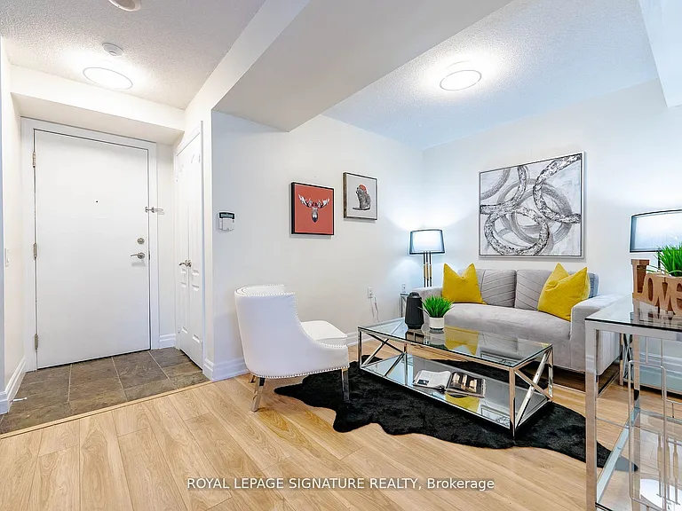 21 Hillcrest Ave #209 — Photo 21