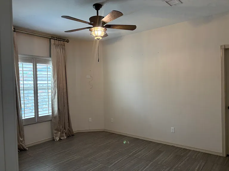 13195 Wellington Dr — Photo 13