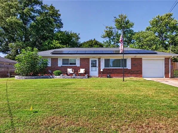 4740 Nuttfield Ln, Virginia Beach, VA 23455