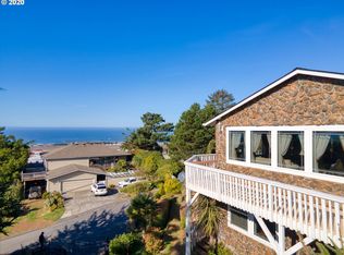 29807 Hound Dog Rd, Gold Beach, OR 97444