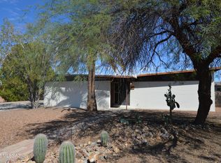 6747 E Montecito Dr, Tucson, AZ 85710