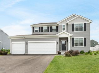 519 Colchester Dr, Oswego, IL 60543