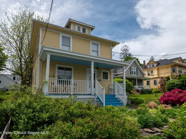 957 Columbia Street, Hudson, NY 12534